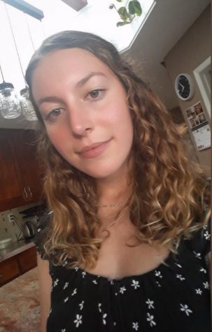 Photo of Samantha Bredel